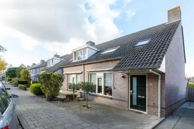 113m2 Casa in affitto per 1950€/mese a Niersstraat, Eindhoven