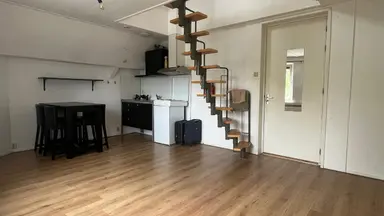 28m2 studio à louer pour 915€/mois à Grachtstraat, Groningen