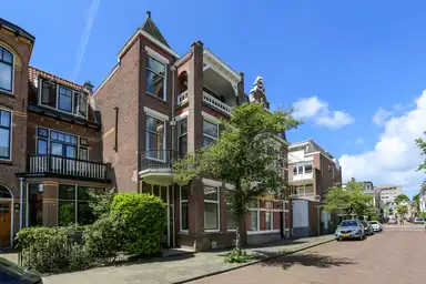 237m2 Casa in affitto per 3950€/mese a Emmastraat 29, The Hague