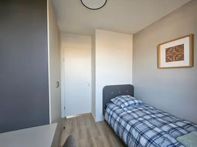 7μ² Δωμάτιο προς ενοικίαση για 600€/μήνα σε Schiedamseweg, Rotterdam