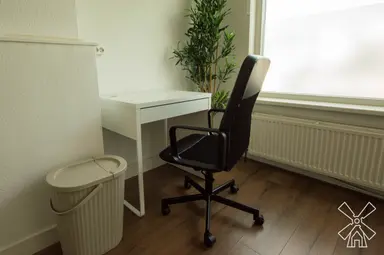 17m2 Kamer te huur voor 1251€/maand in Rijswijkseweg, The Hague