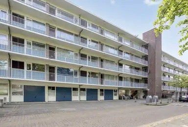 70m2 Appartement te huur voor 2350€/maand in Zwingliweg, Amstelveen