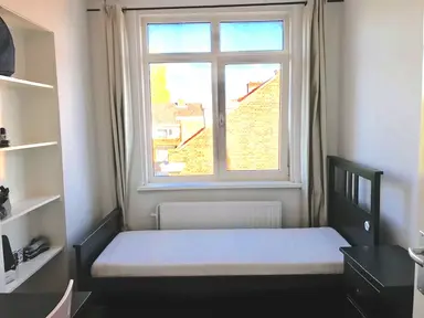 8μ² Δωμάτιο προς ενοικίαση για 640€/μήνα σε Hogenbanweg, Rotterdam