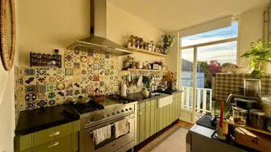 80m2 Appartement à louer pour 1200€/mois à F.C. Dondersstraat, Utrecht