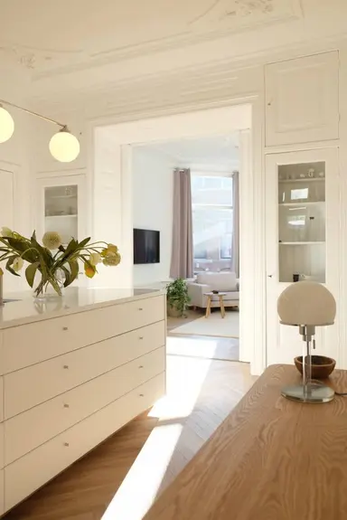 82m2 apartment to rent for 2790€/month in 2e Sweelinckstraat, The Hague