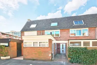 120m2 huis te huur voor 2850€/maand in Fideliolaan 121, Amstelveen