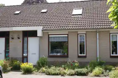 97m2 house to rent for 713.02€/month in Weemehof 4, Voorst