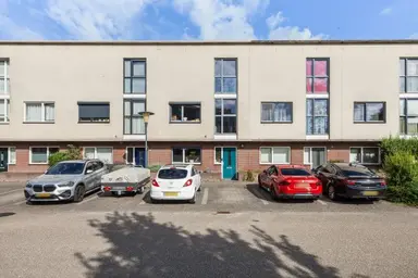 141m2 house to rent for 2800€/month in Hazerswoudestraat, Zoetermeer