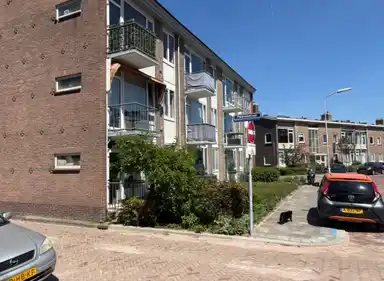 40m2 Appartement à louer pour 1000€/mois à Uhlenbeckstraat, Voorburg
