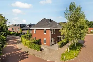 344m2 huis te huur voor 9950€/maand in Hortensialaan 9, Amstelveen