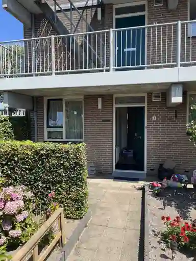 69m2 apartment to rent for 744.32€/month in Selhorsthof 1, Harderwijk