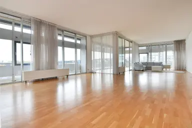 212m2 apartment to rent for 1950€/month in Sir Winston Churchilllaan 283-F019, Rijswijk