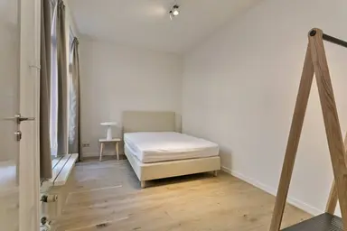 63m2 Wohnung zur Miete für 2694€/Monat in Looiersgracht, Maastricht