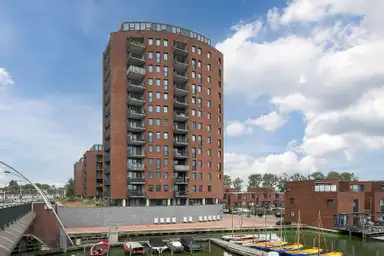 73m2 apartment to rent for 1510€/month in Botterboulevard 47, Haarlem