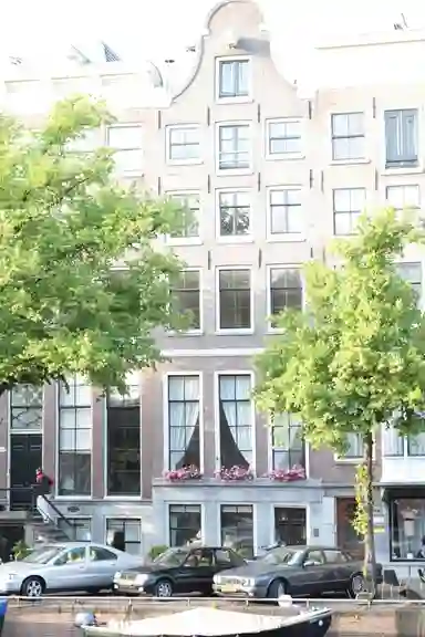 200m2 apartment to rent for 7000€/month in Amsterdam