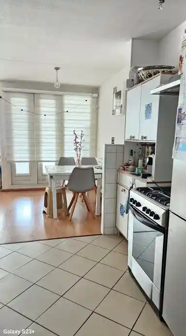 15m2 Chambre à louer pour 700€/mois à Van Oosterzeestraat, Rotterdam