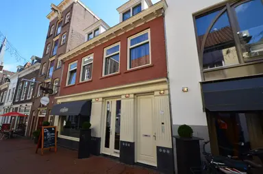 40m2 studio to rent for 995€/month in Kromstraat 33B, Delft