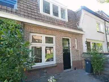 73m2 house to rent for 2050€/month in Drieherenlaan, Heemstede