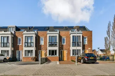 130m2 Haus zur Miete für 2995€/Monat in De Wissel, Diemen