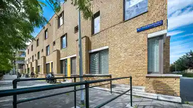 127m2 Haus zur Miete für 2853€/Monat in Piet Mondriaanplein 16, Amsterdam