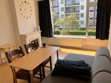 21m2 room to rent for 1200€/month in Smaragdhorst, The Hague