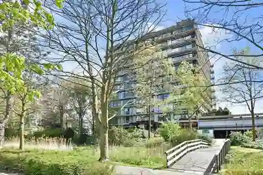 210m2 flat to rent for 1950€/month in Sir Winston Churchilllaan, Rijswijk