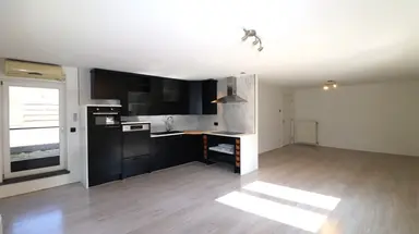76m2 Appartement te huur voor 955€/maand in Von Dopfflaan 3-TR, Maastricht