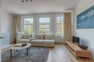 130m2 Appartamento in affitto per 2700€/mese a Van Alkemadelaan 309, The Hague