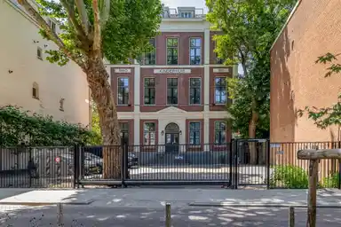 42m2 Appartement à louer pour 1430€/mois à Van Speykstraat 149, Rotterdam