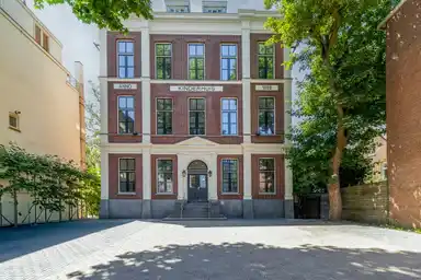 56m2 Appartement à louer pour 1975€/mois à Van Speykstraat 149, Rotterdam