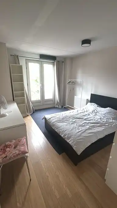 14μ² Δωμάτιο προς ενοικίαση για 1225€/μήνα σε Rijnlaan, Utrecht