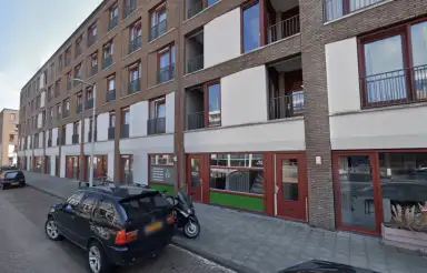88μ² Δωμάτιο προς ενοικίαση για 1225€/μήνα σε Thorn Prikkerstraat, Amsterdam