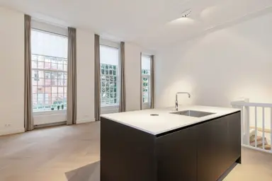 112m2 Appartement te huur voor 2950€/maand in Herengracht, The Hague