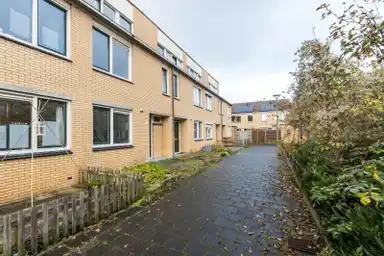 111m2 Haus zur Miete für 1658€/Monat in Dirkje Goedhartstraat, Rotterdam
