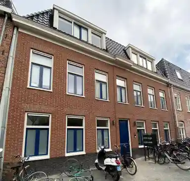 29m2 studio à louer pour 884€/mois à Oostersingeldwarsstraat, Groningen