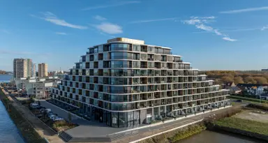 68m2 flat te huur voor 1495€/maand in Pampuskade, Rotterdam