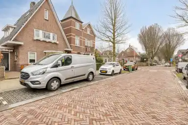 147m2 maison à louer pour 2650€/mois à Victorialaan, Vught