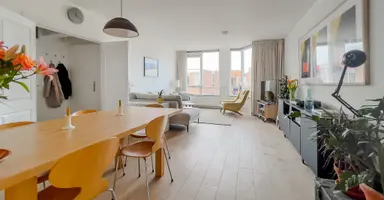 69m2 Appartement à louer pour 2150€/mois à De Witstraat 9, Haarlem