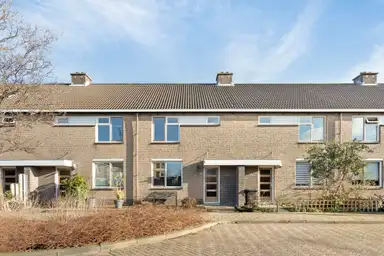 123m2 house to rent for 1995€/month in Vasariruimte 17, Zoetermeer