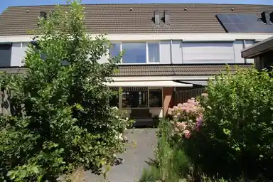 106m2 house to rent for 1950€/month in Perengaarde, Hendrik-Ido-Ambacht