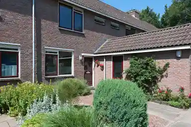 112m2 house to rent for 1710€/month in Kluiverkamp 9, Koog aan de Zaan