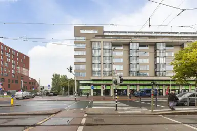 102m2 Appartement à louer pour 2140€/mois à Tripstraat, The Hague