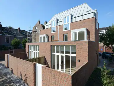 82m2 huis te huur voor 2475€/maand in Kennemerstraat, Haarlem