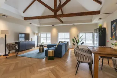 118m2 Appartement à louer pour 2950€/mois à Oranjestraat 2, The Hague
