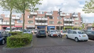 78m2 Appartement à louer pour 1036€/mois à Houtstraat 17, Almere