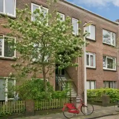 60m2 Appartement te huur voor 1155€/maand in Anjelierstraat 23, The Hague