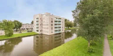 90m2 Appartement à louer pour 1285€/mois à Rietkerkweg 12, Rotterdam