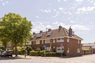 127m2 house to rent for 3750€/month in Van Zuylen van Nijeveltstraat 215, Wassenaar