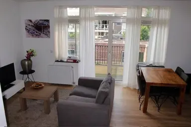 60m2 apartment to rent for 1395€/month in Emmastraat, Vlaardingen