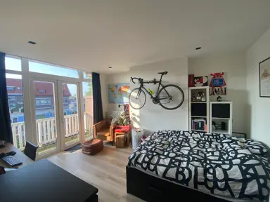 16μ² Δωμάτιο προς ενοικίαση για 810€/μήνα σε Mathenesserweg, Rotterdam